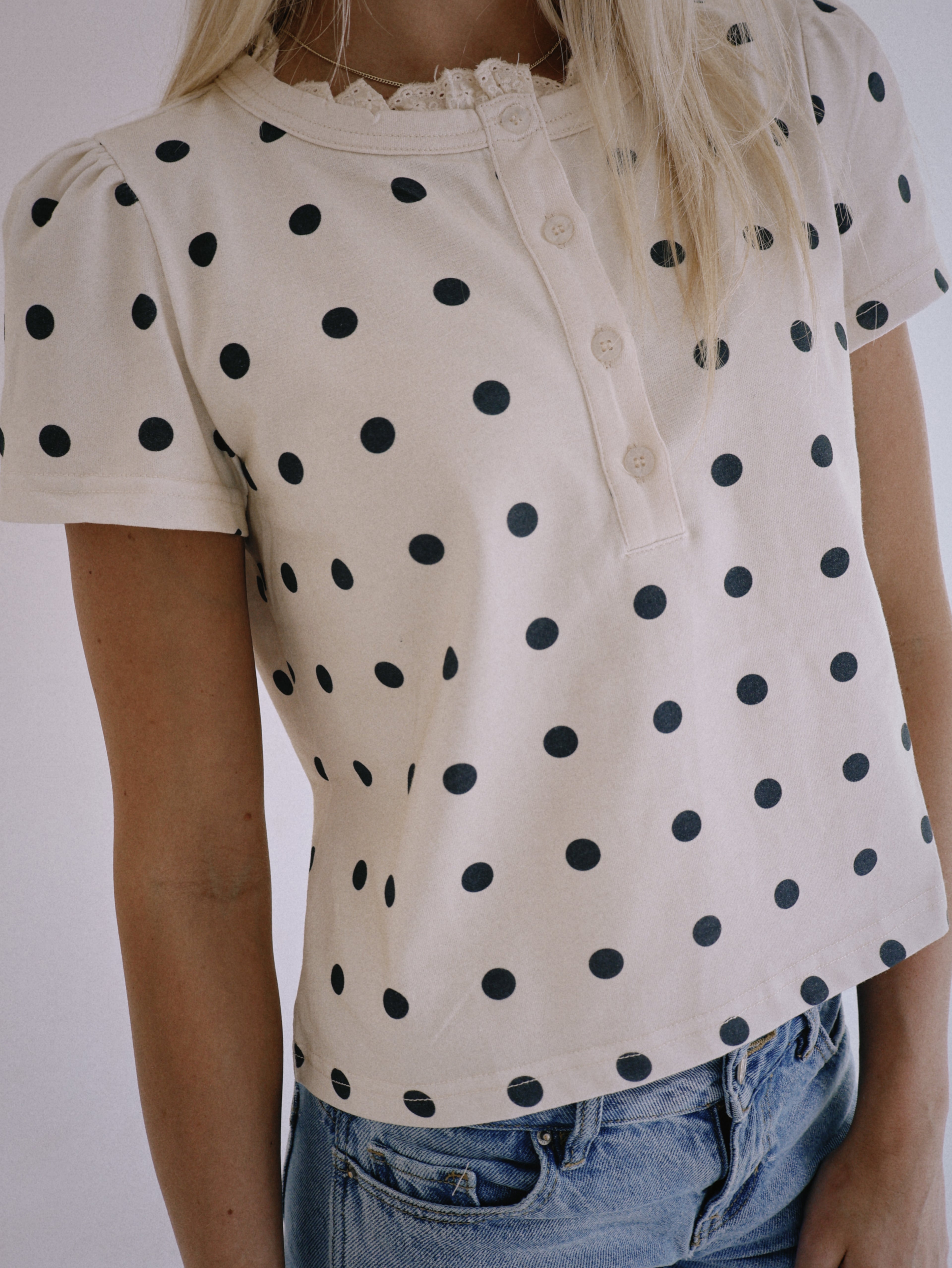 Dotty Tee